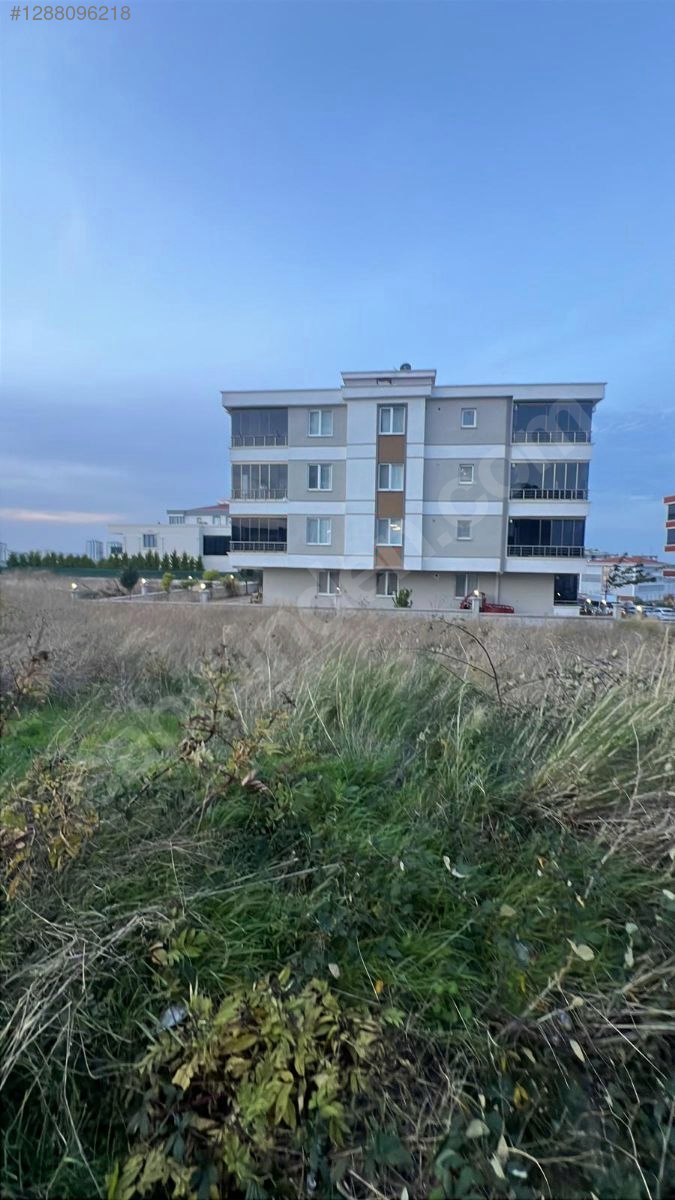 ACİİİL. SATILIK 640 METREKARE ARSA Köksal Ersayın lisesinin orda