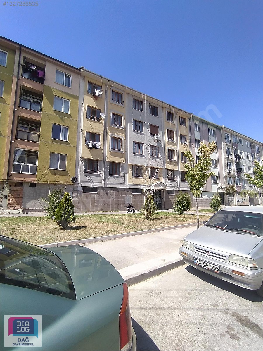 Dialog Dağ/ Anadolu Üni. Karşısı Asansörlü Eşyalı Satılık 1+1