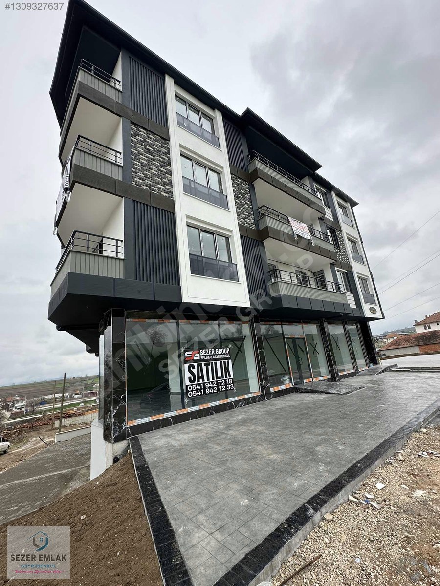 SEZER EMLAK & GAYRİMENKUL'DEN YENİ METROPÔLDE 220 m² DÜKKAN