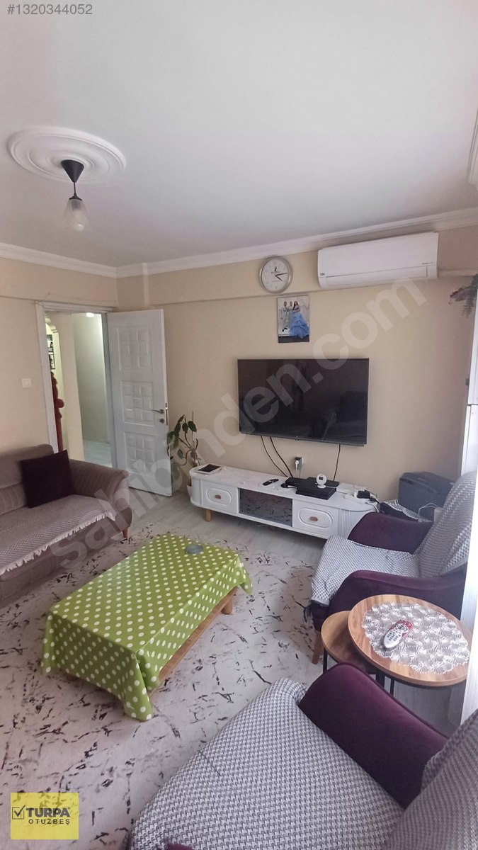 TURPA OTUZBEŞ EMLAKTAN MERKEZİ KONUMDA 2+1 ARAKAT