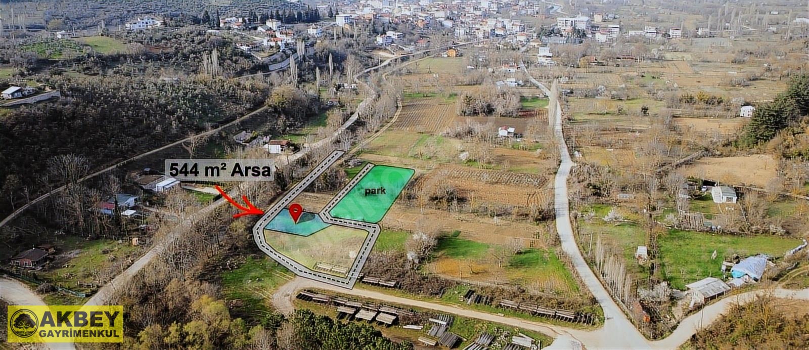 Akbey Gayrimenkul'den Merkezi Konumda Doğa İle İç İçe Villa Arsa