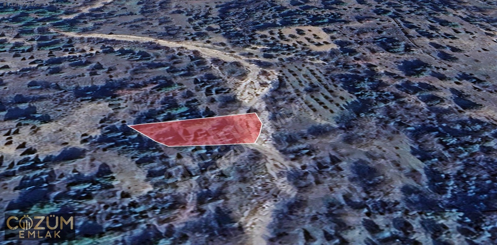 Söğüt Yakacık'ta Yatırımlık Yolu Açık 880 m² Satılık Bağ