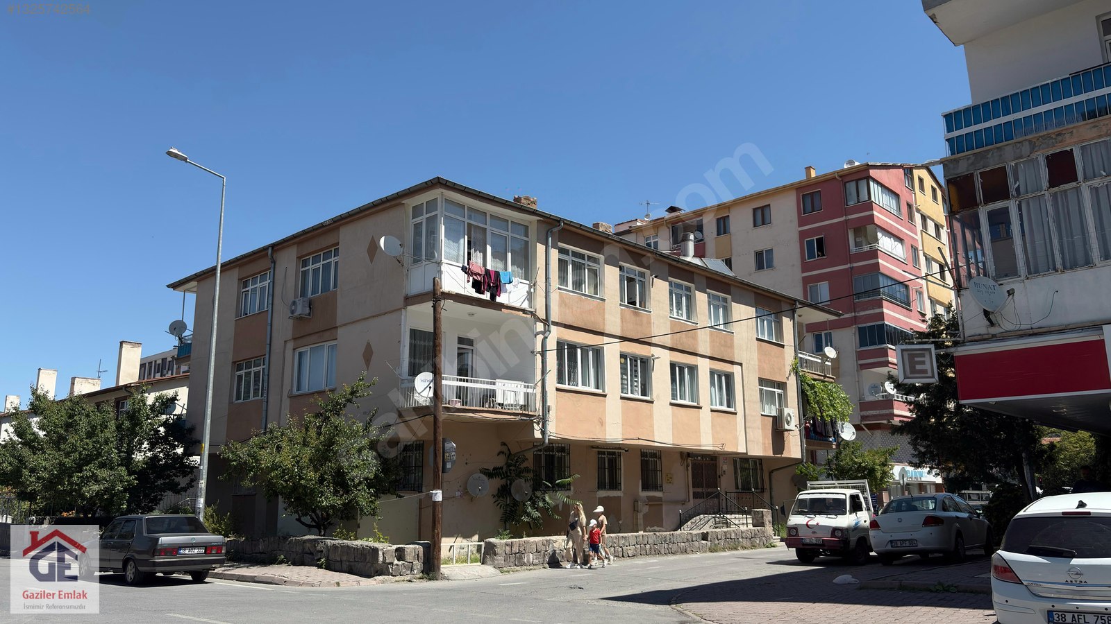 GAZİLER EMLAK TAN HÜRRİYET MH DE KOMBİLİ SATILIK DAİRE