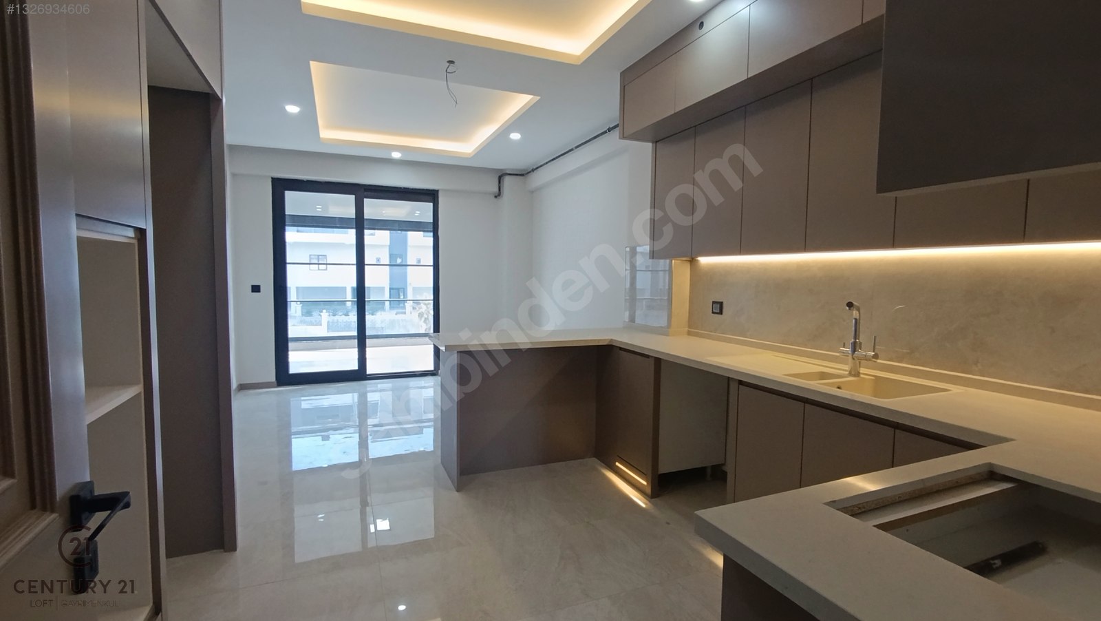 C21 LOFT'TAN SİTE İÇİNDE 3,5+1 KİRALIK ULTRA LÜKS DAİRE