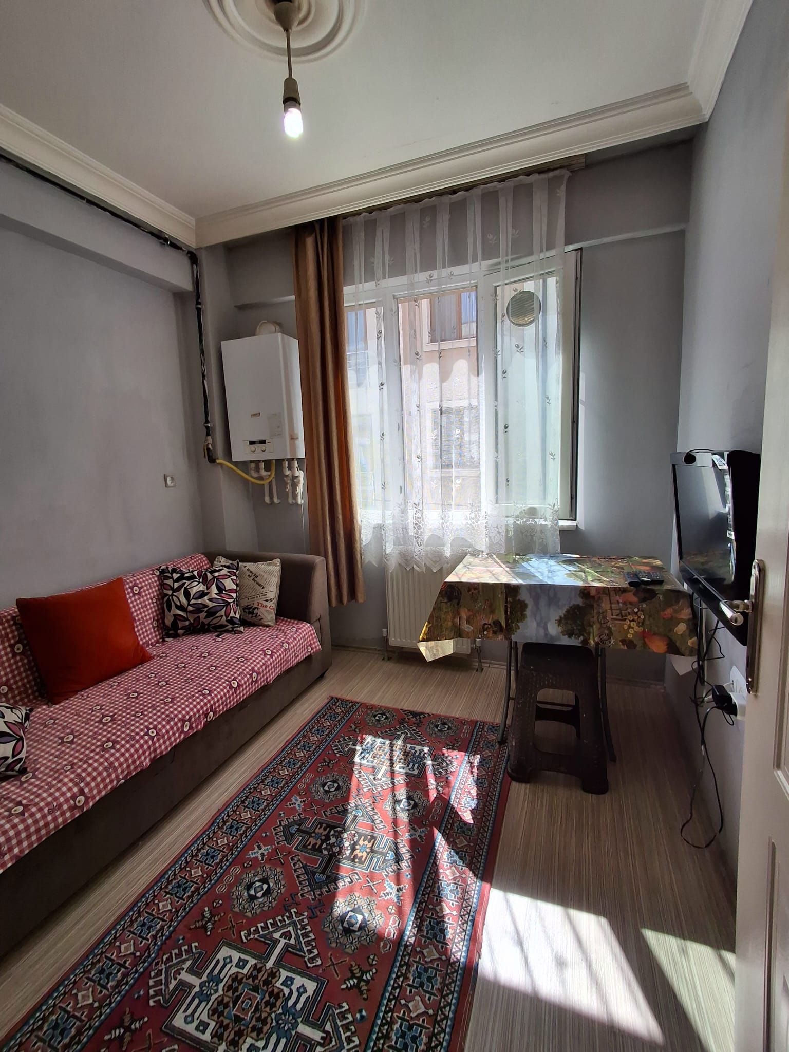 15000 Kiracılı Şirintepe Sarıtaş Sokak 1+1