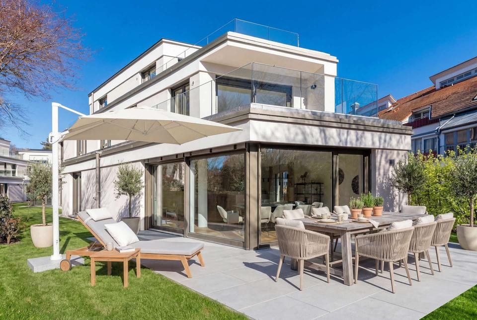 4 BR house for sale — Eyre Square, Galway