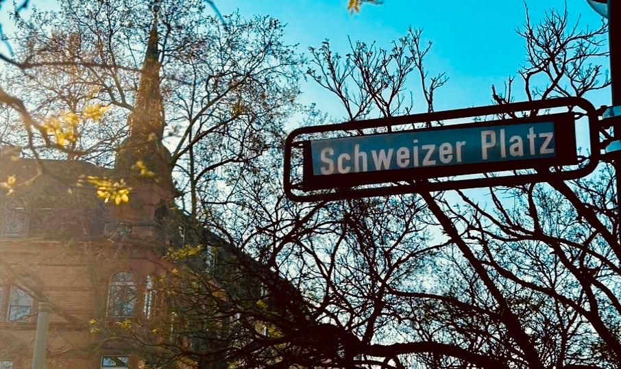6-Room Commercial Property for Sale — Frankfurt