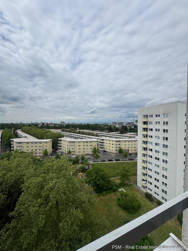 4-Room Villa for Sale — Frankfurt